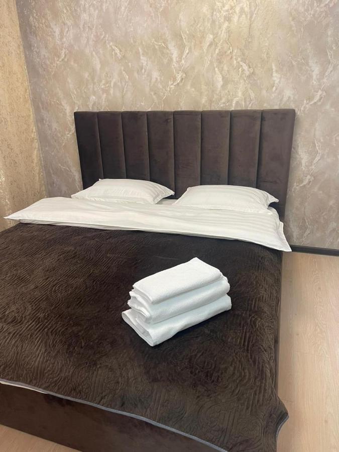 Hotel Lion Алма Ата Екстериор снимка